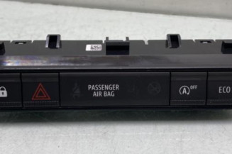 Bouton de warning DACIA SANDERO 3 STEPWAY Photo n°1