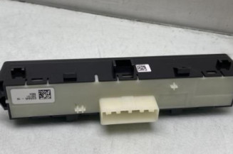 Bouton de warning DACIA SANDERO 3 STEPWAY