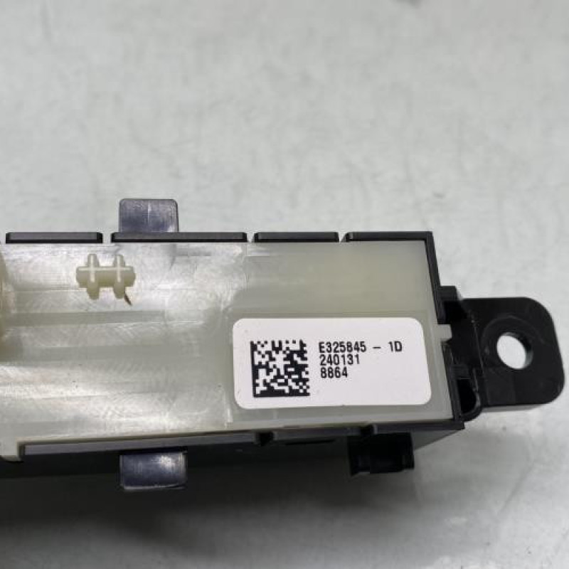 Bouton de warning DACIA SANDERO 3 STEPWAY Photo n°5