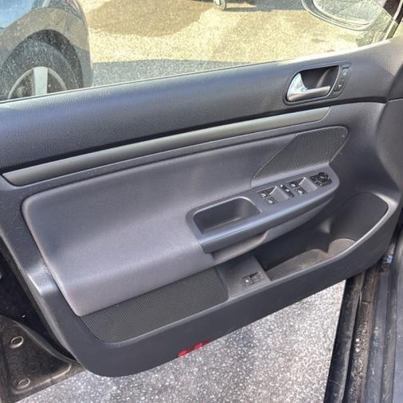 Aile avant droit VOLKSWAGEN GOLF 5 Photo n°14