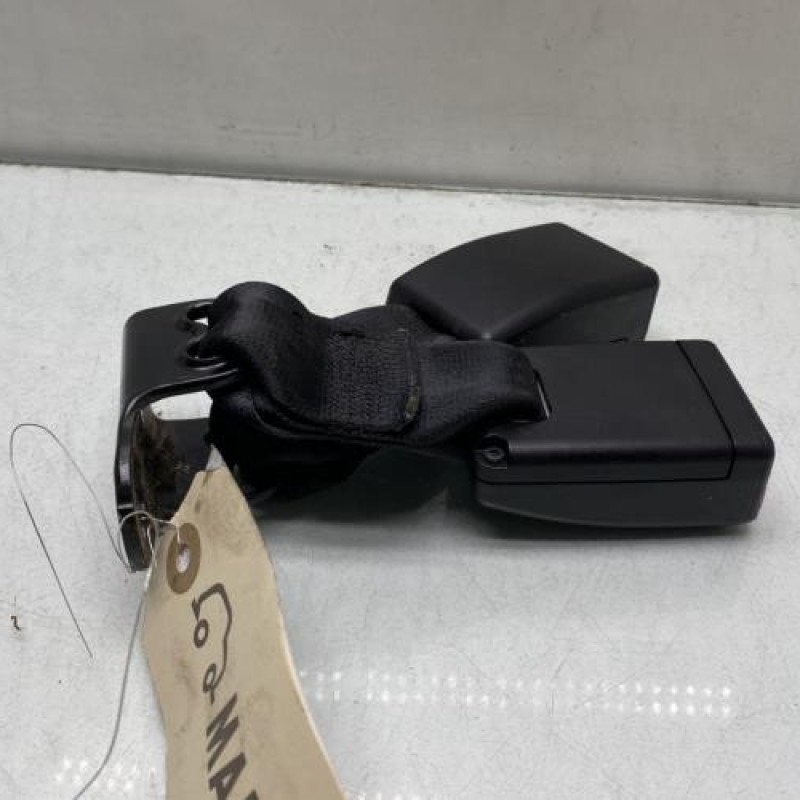 Attache ceinture arriere droit PEUGEOT 208 1 Photo n°4