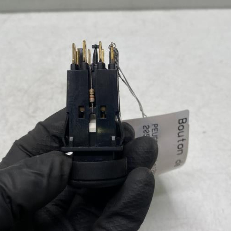 Bouton de warning PEUGEOT 205 Photo n°4