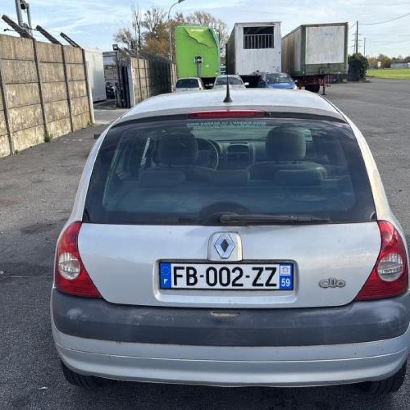 Moteur RENAULT CLIO 2 Photo n°5