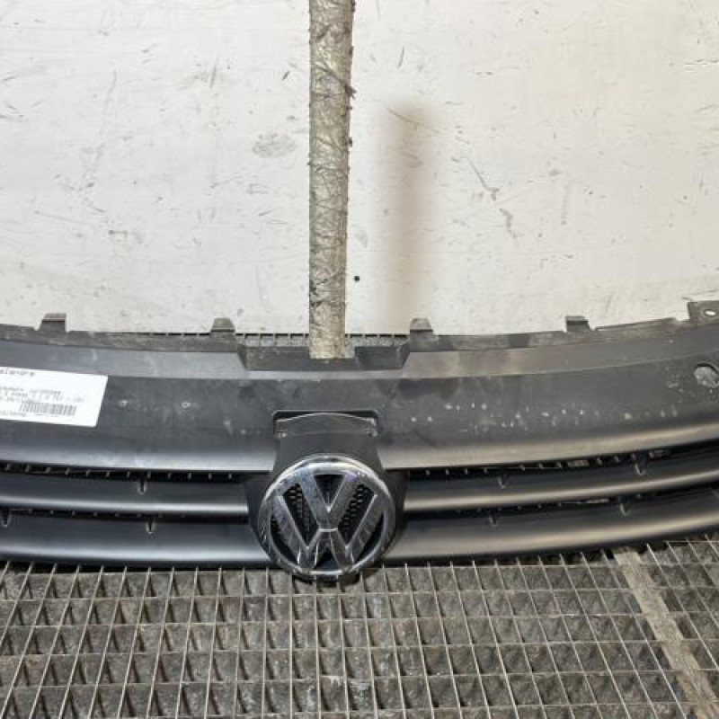 Calandre VOLKSWAGEN POLO 5 Photo n°1