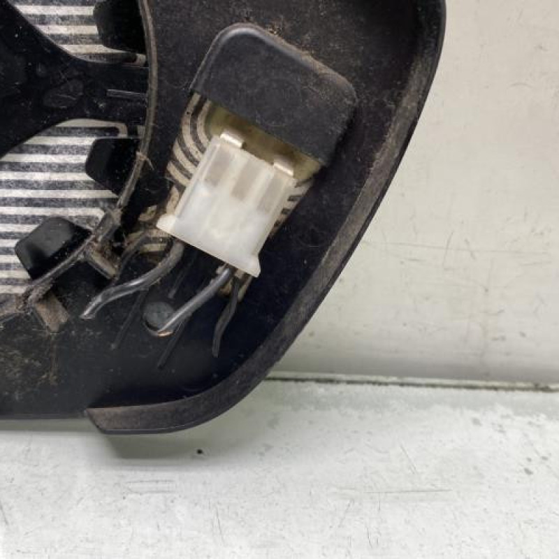 Glace retroviseur gauche PEUGEOT 208 1 Photo n°3