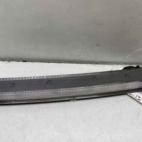 Feu arriere stop central PEUGEOT 208 1 Photo n°1