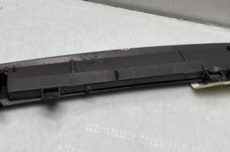 Feu arriere stop central PEUGEOT 208 1