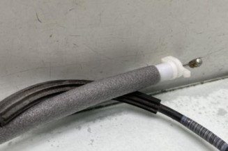 Serrure avant gauche PEUGEOT 208 1