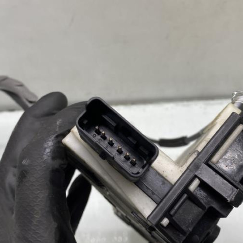 Serrure avant gauche PEUGEOT 208 1 Photo n°6