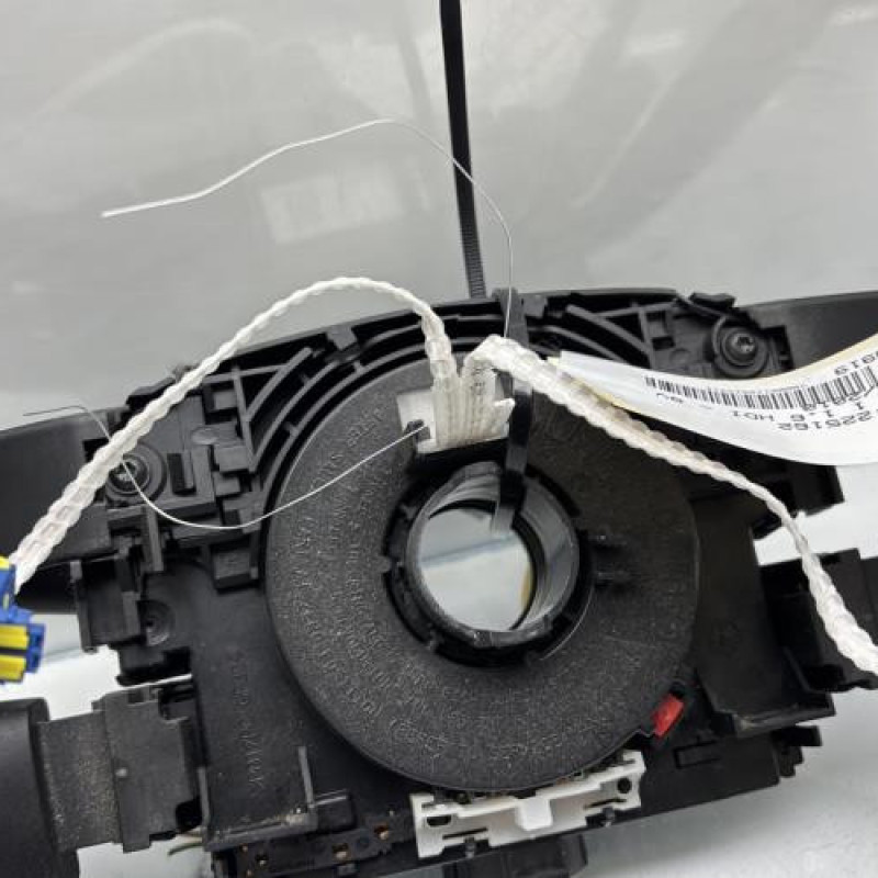 Com (Bloc Contacteur Tournant+Commodo Essuie Glace+Commodo Phare) PEUGEOT 308 1 Photo n°2