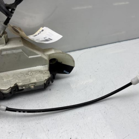 Serrure avant gauche PEUGEOT 308 1