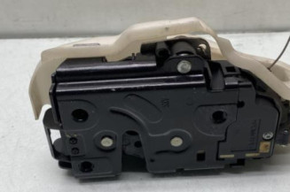 Serrure arriere gauche VOLKSWAGEN GOLF 5 Photo n°1