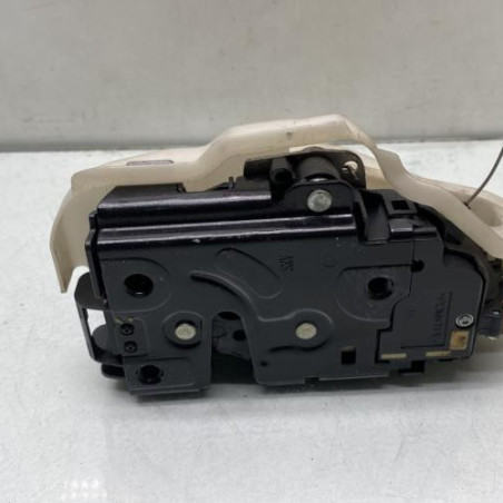 Serrure arriere gauche VOLKSWAGEN GOLF 5 Photo n°1