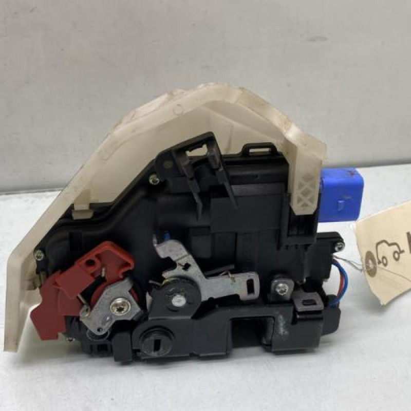 Serrure arriere gauche VOLKSWAGEN GOLF 5 Photo n°3