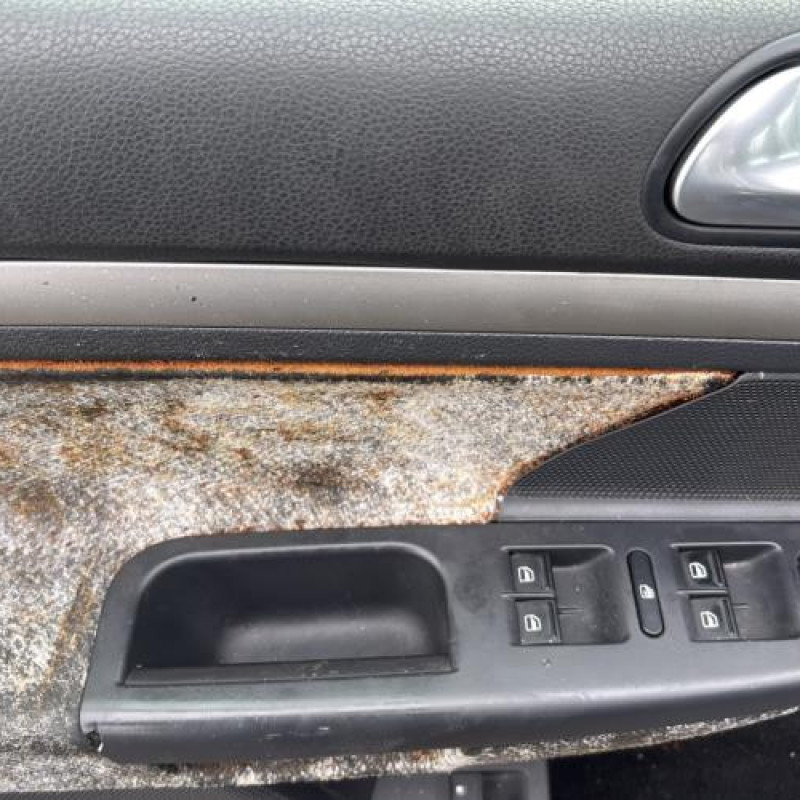 Serrure arriere gauche VOLKSWAGEN GOLF 5 Photo n°15