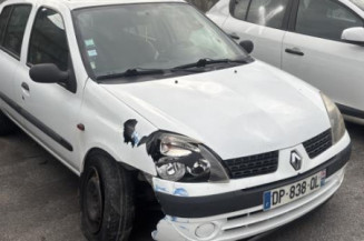 Pivot de moyeu avant gauche RENAULT CLIO 2