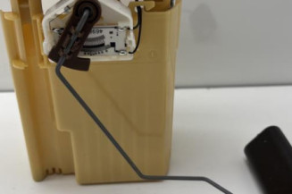 Pompe à carburant RENAULT CLIO 4