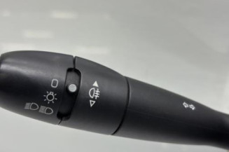 Com (Bloc Contacteur Tournant+Commodo Essuie Glace+Commodo Phare) CITROEN BERLINGO 2