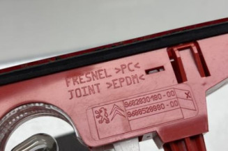 Feu arriere stop central CITROEN BERLINGO 2