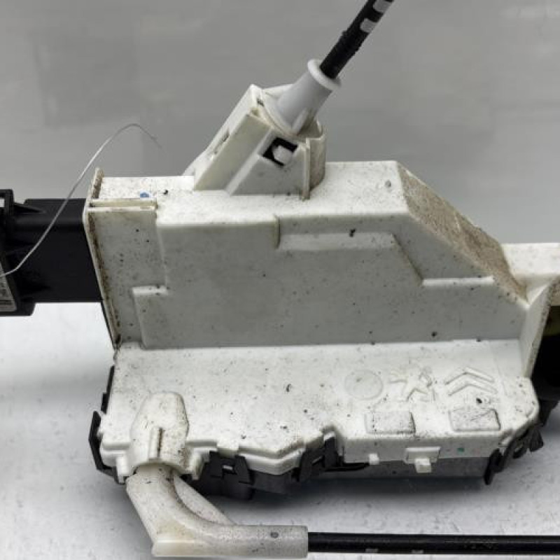 Serrure avant gauche CITROEN BERLINGO 2 Photo n°4