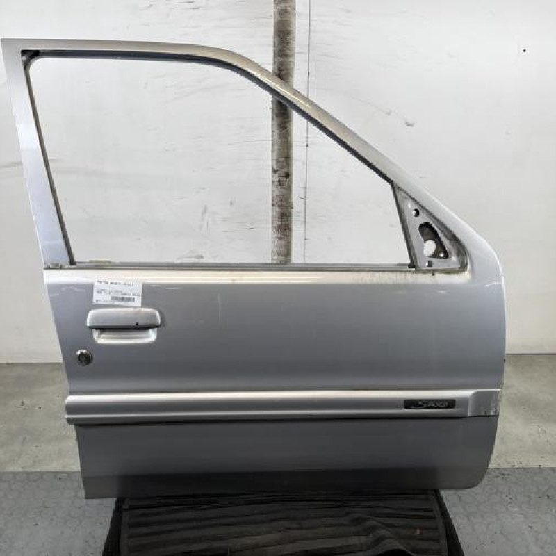 Porte avant droit CITROEN SAXO Photo n°1