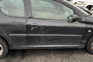 Pare choc arriere PEUGEOT 206