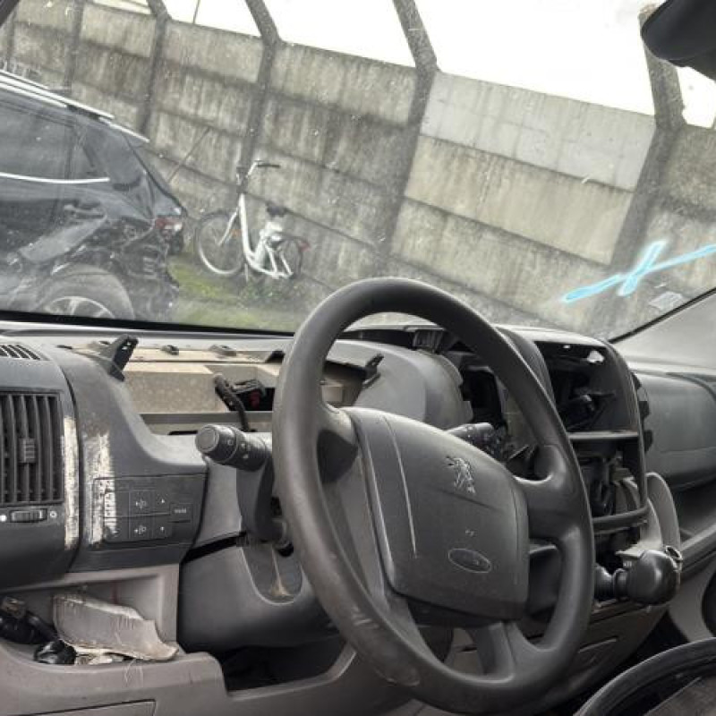 Porte avant droit PEUGEOT BOXER 3 Photo n°16