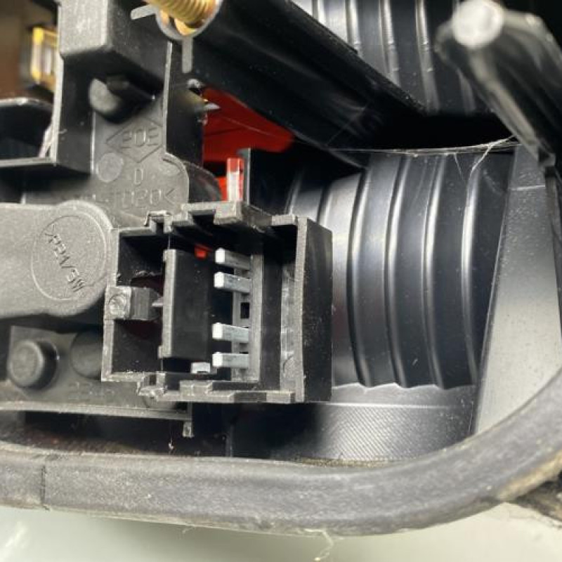 Feu arriere principal droit (feux) RENAULT LAGUNA 2 Photo n°3