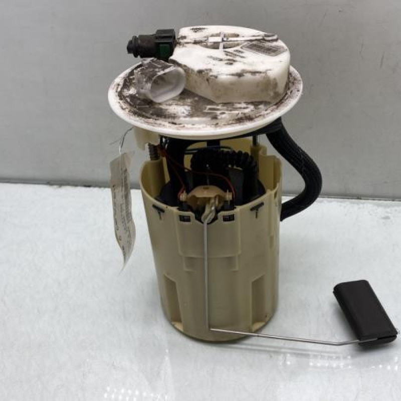 Pompe à carburant RENAULT LAGUNA 2 Photo n°2