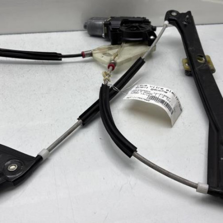 Leve vitre electrique avant gauche VOLKSWAGEN POLO 5
