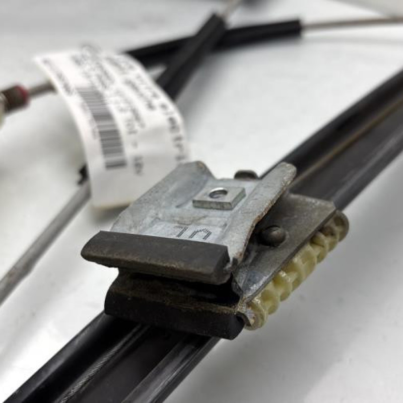 Leve vitre electrique avant gauche VOLKSWAGEN POLO 5 Photo n°9