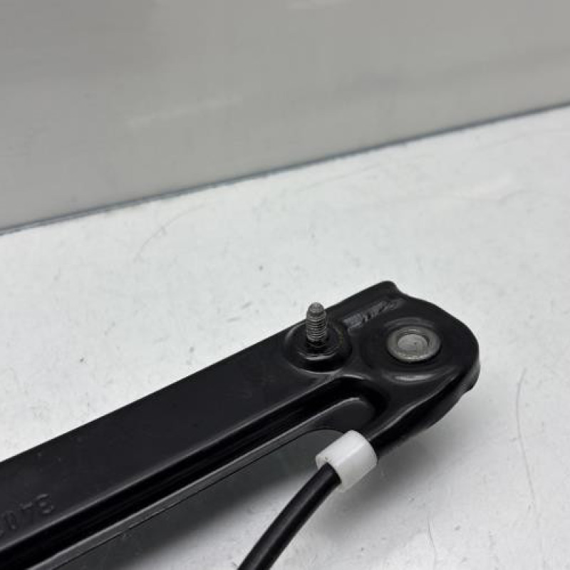 Leve vitre electrique arriere gauche VOLKSWAGEN POLO 5 Photo n°3