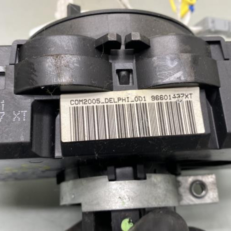 Com (Bloc Contacteur Tournant+Commodo Essuie Glace+Commodo Phare) CITROEN C2 Photo n°6