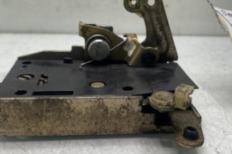 Serrure avant gauche PEUGEOT 205 Photo n°1