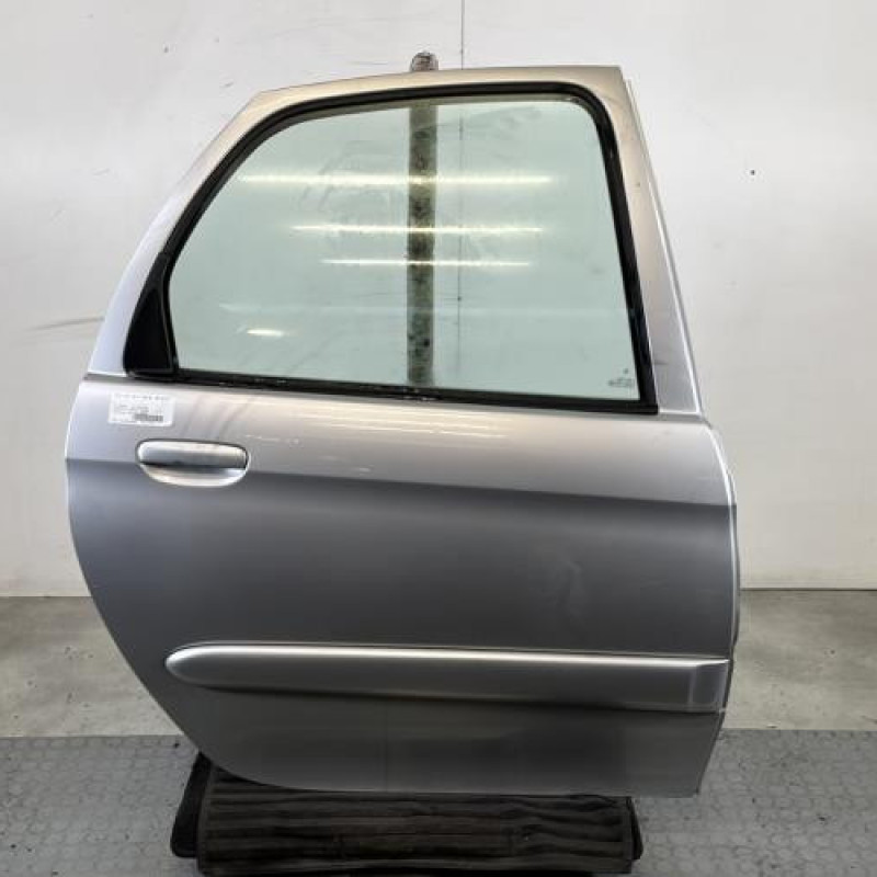 Porte arriere droit CITROEN XSARA PICASSO Photo n°1