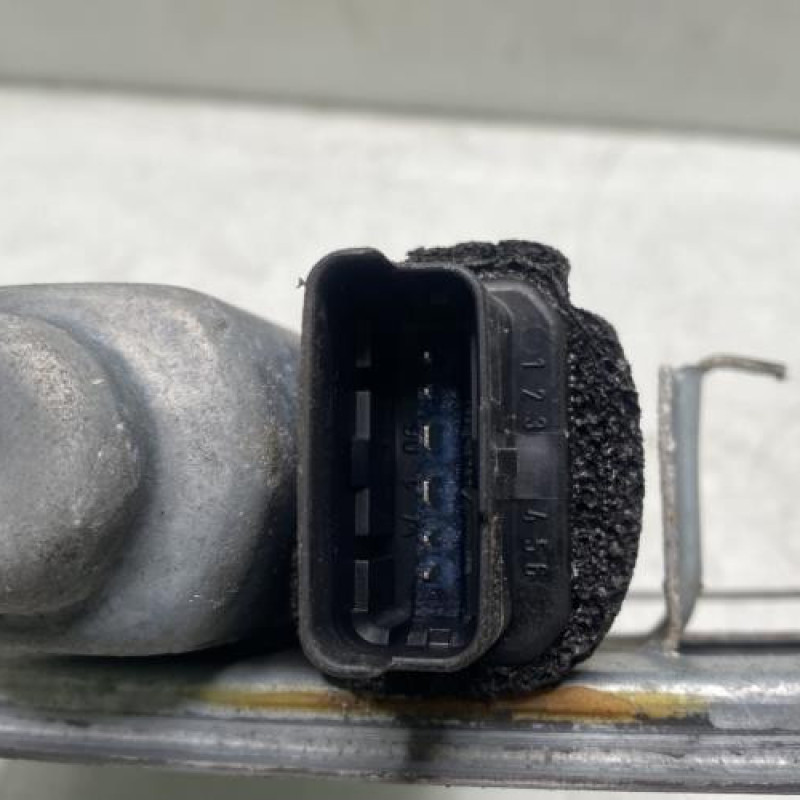 Leve vitre electrique arriere gauche RENAULT MEGANE 2 Photo n°6