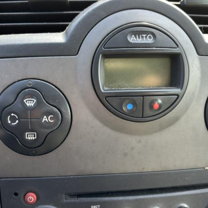 Moteur essuie glace avant RENAULT MEGANE 2 Photo n°19