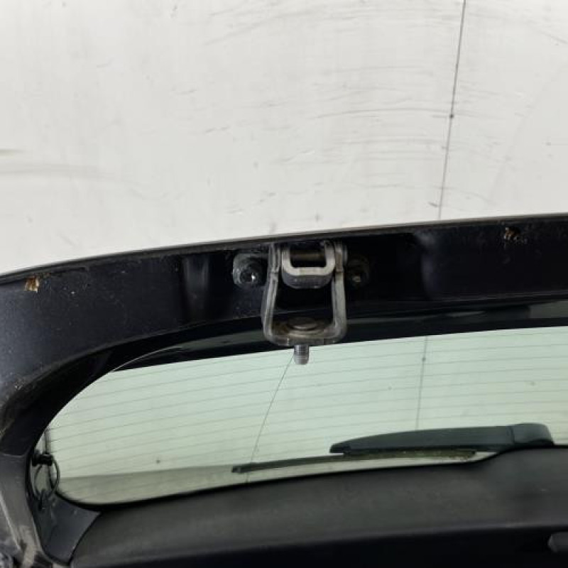 Malle/Hayon arriere VOLKSWAGEN POLO 5 Photo n°6