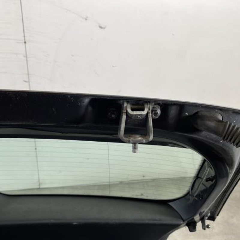 Malle/Hayon arriere VOLKSWAGEN POLO 5 Photo n°7