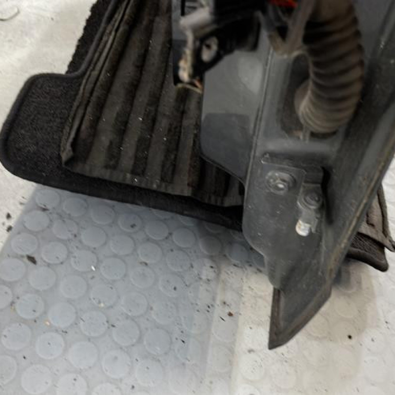 Porte avant gauche VOLKSWAGEN POLO 5 Photo n°5