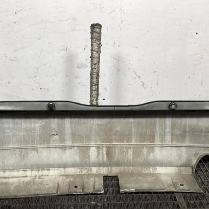 Pare choc arriere MERCEDES CLASSE A 169 Photo n°5