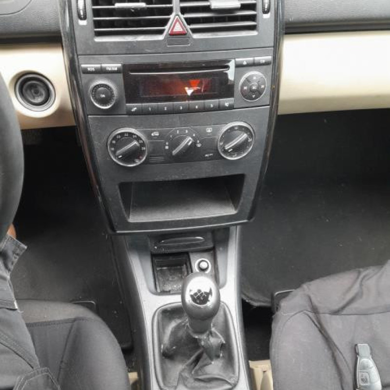 Pare choc avant MERCEDES CLASSE A 169 Photo n°20