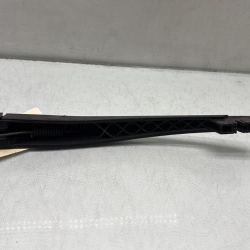Bras essuie glace arriere PEUGEOT 208 1 Photo n°2