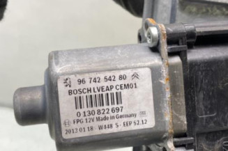 Leve vitre electrique avant gauche PEUGEOT 208 1