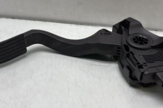 Pedale d'accelerateur PEUGEOT 208 1 Photo n°1