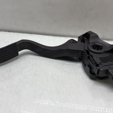 Pedale d'accelerateur PEUGEOT 208 1 Photo n°1