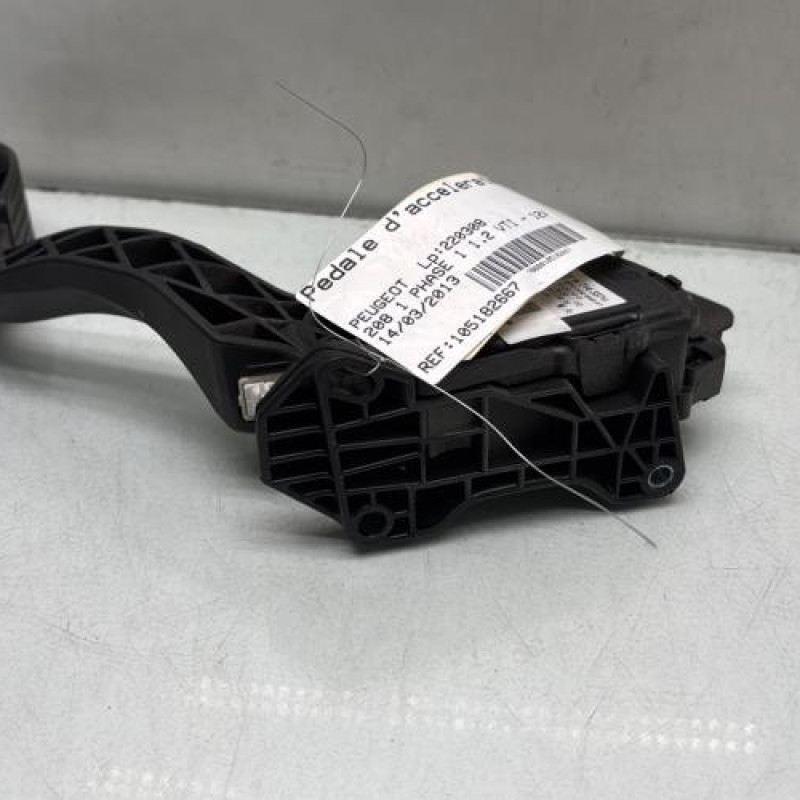 Pedale d'accelerateur PEUGEOT 208 1 Photo n°4