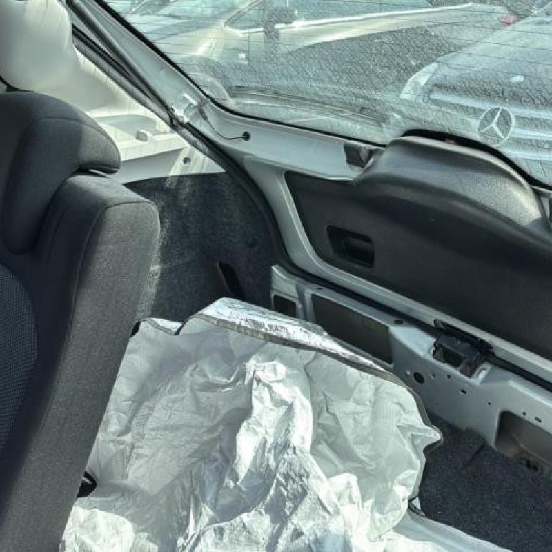 Porte avant gauche PEUGEOT 206+ Photo n°15