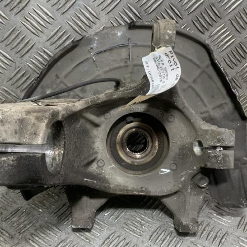 Pivot de moyeu avant droit ALFA ROMEO GIULIETTA 2 Photo n°3