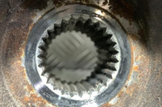 Pivot de moyeu avant gauche ALFA ROMEO GIULIETTA 2